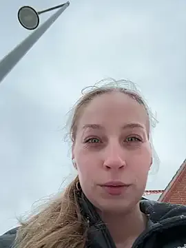 StripChat Mrs_Mr_007 is Freechat Mrs_Mr_007 — Play with pussy