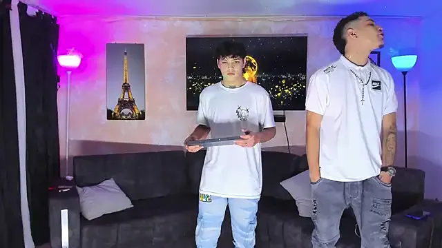 Oficial_KingOfHeavens — little train