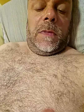 pablobisexgay — Follarme en 4 con dildo 1min