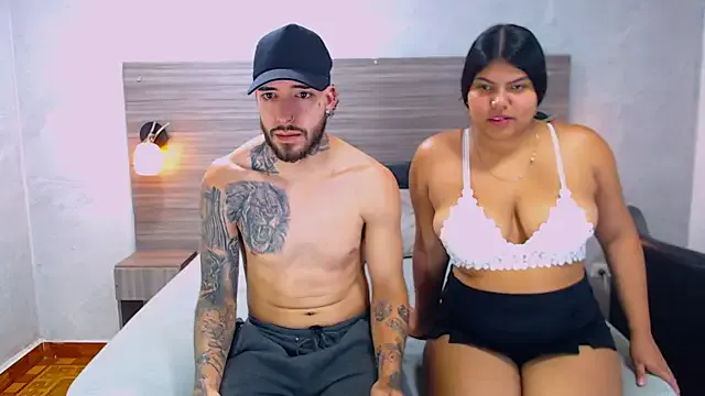 Paulina_And_Tayron — Freechat on StripChat