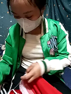 StripChat Phoena-a is Freechat Phoena-a — Lunar New Year lucky money for her.