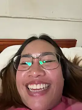 Ponthip — Take off my clothes