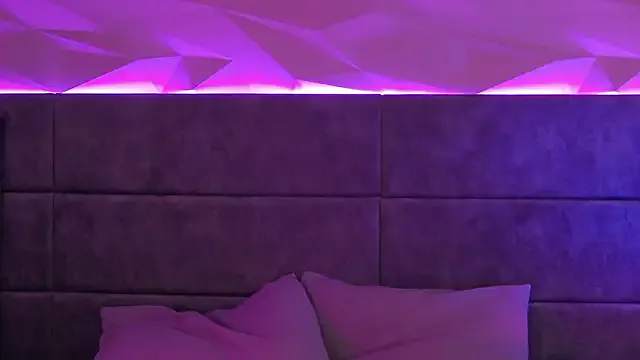 PorcelainAnora — get naked