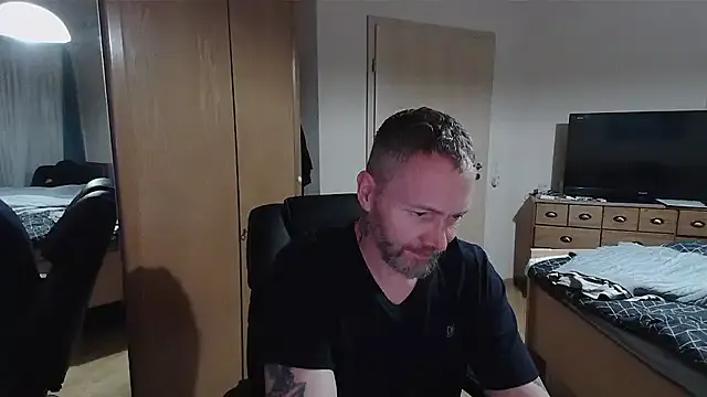 Rockburg — schwanz wedeln