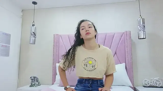 StripChat RoxanaAngel is Freechat RoxanaAngel — Dildo in pussy