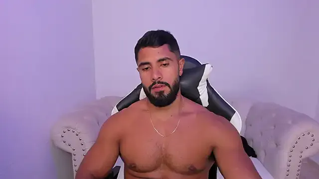 Santiago_huntt — stroke my cock, make it wet