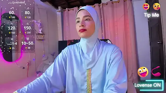 ShanaJamil —  DILDO IN PUSSY  