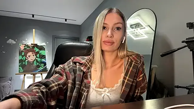 SoftnessMila — Cute face