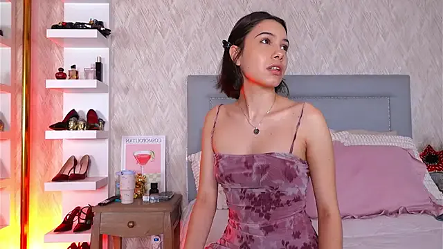 Sofy_Bradd on StripChat