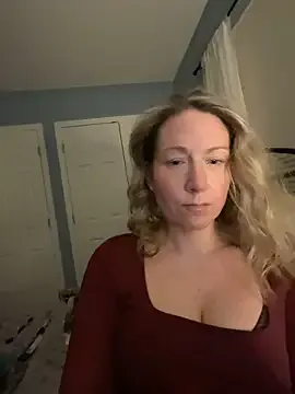 sophiasloane — Celebratory titty tease'