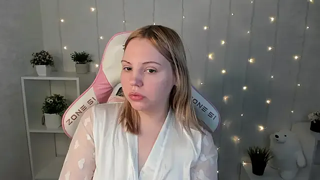 StripChat Stacy_Luv is Freechat Stacy_Luv — bite lips