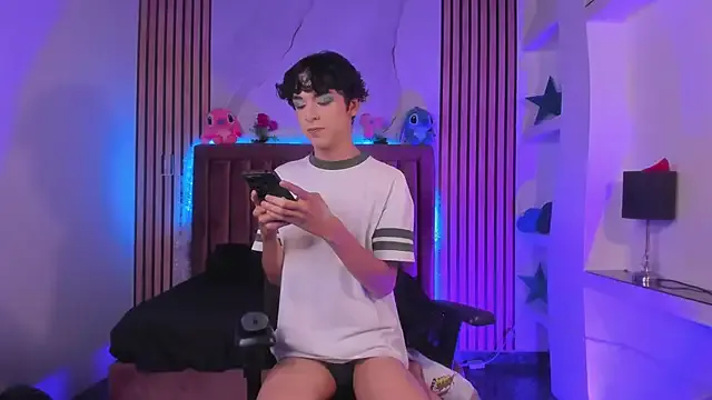 StripChat SthepanodiMonaco is Freechat SthepanodiMonaco — Rub my bulgue, make me hard