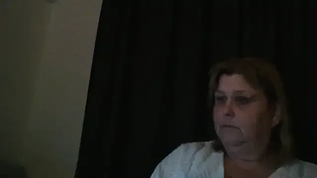 Sylviastar46 — Heerlijke neukbeurt live