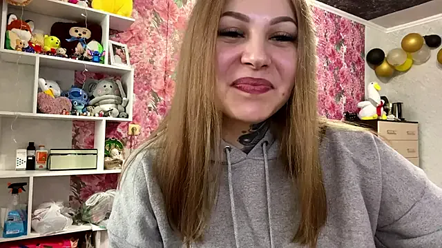 TraciBallena — turn around