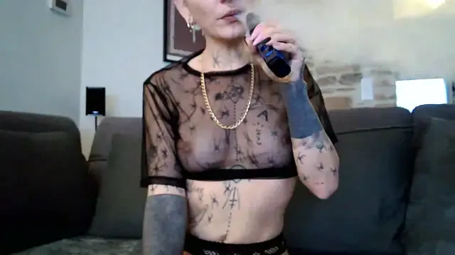 ValeryCrowley — cannette