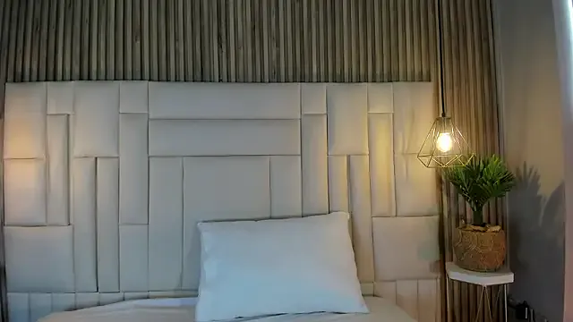 VenuzSofia — fuck my pussy close up