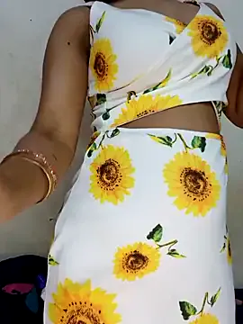 xpihu — Nude 5 minutes